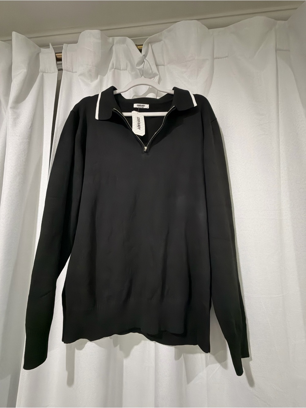 Black Zip-Front Polo Knit Sweater with Contrast Trim